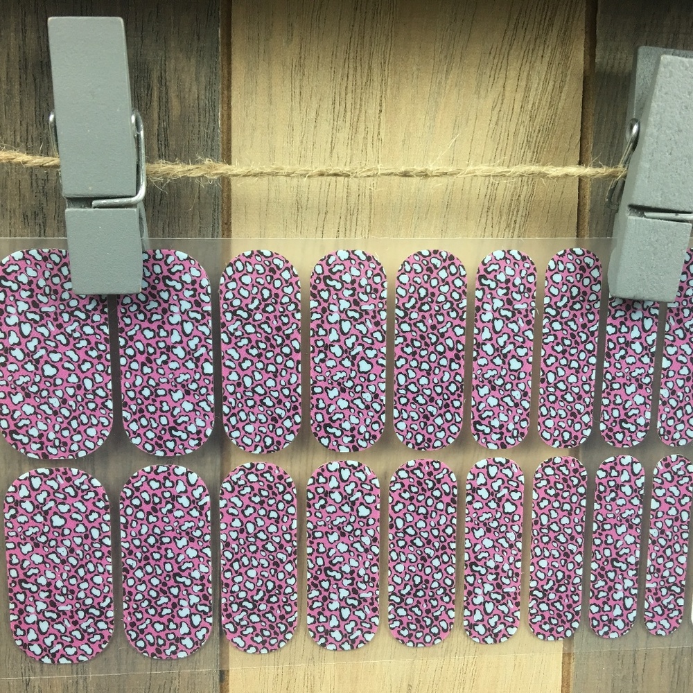 Jamberry Salamander Nail Wraps